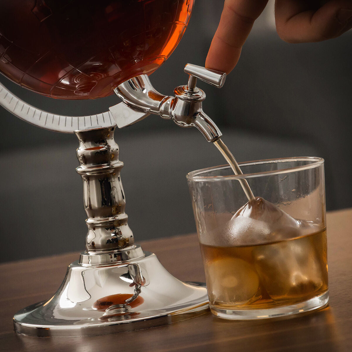 Drinks dispenser Globe Plasip InnovaGoods