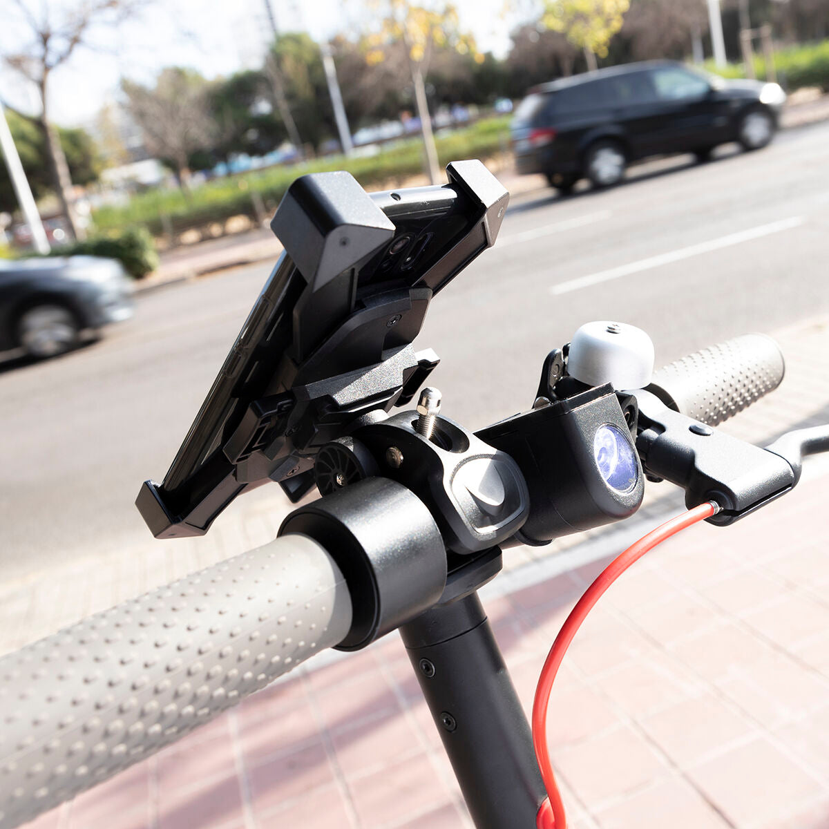 Automatic Smartphone Holder Moycle InnovaGoods