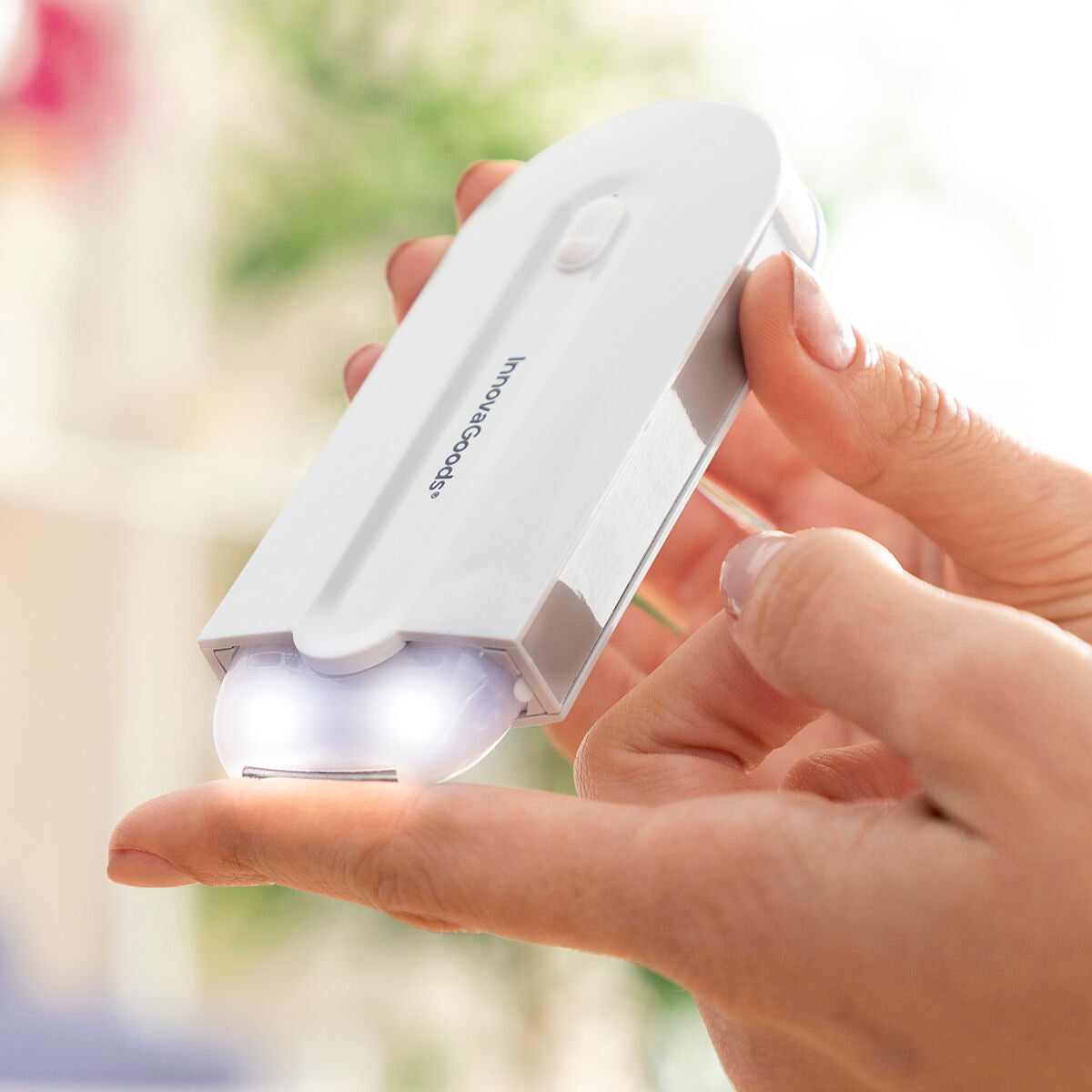 Rechargeable Mini Shaver with LED Light Epiluch InnovaGoods