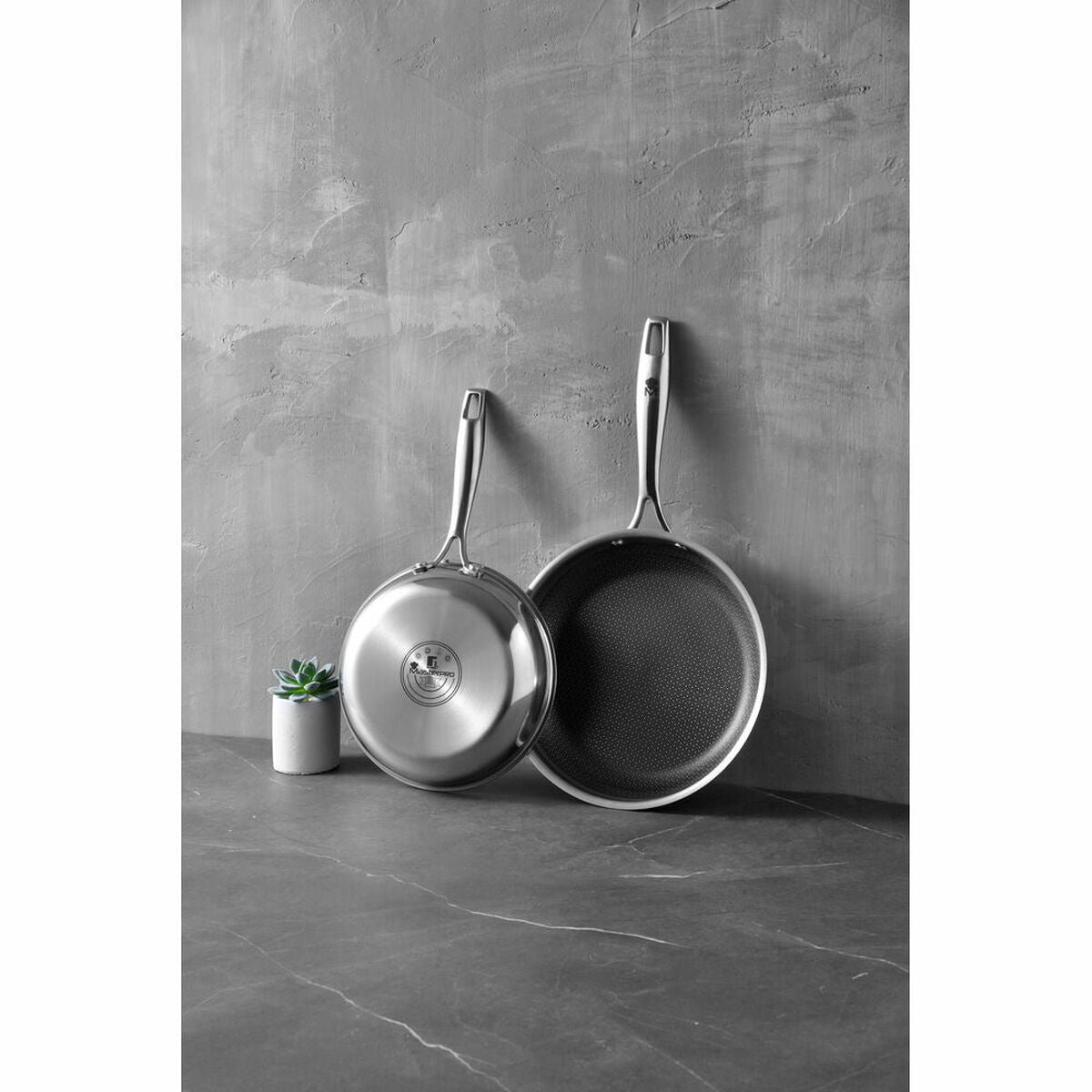 Set of pans Masterpro Cookware Hi-Tech 3 Aluminium (2 pcs)