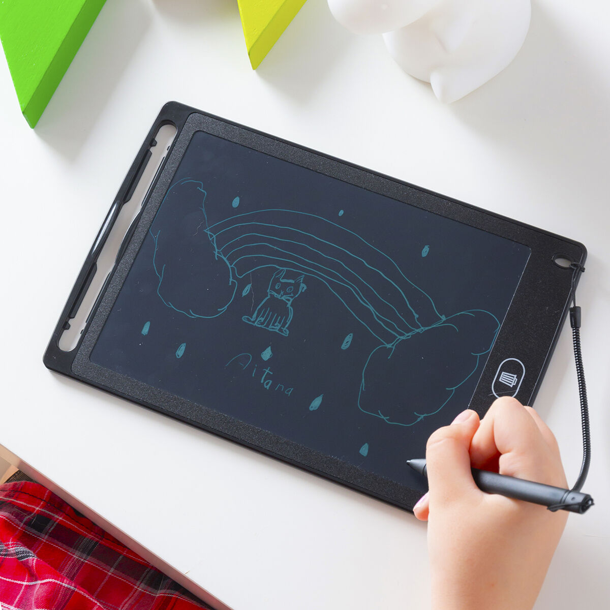 LCD Writing and Drawing Tablet Magic Drablet InnovaGoods